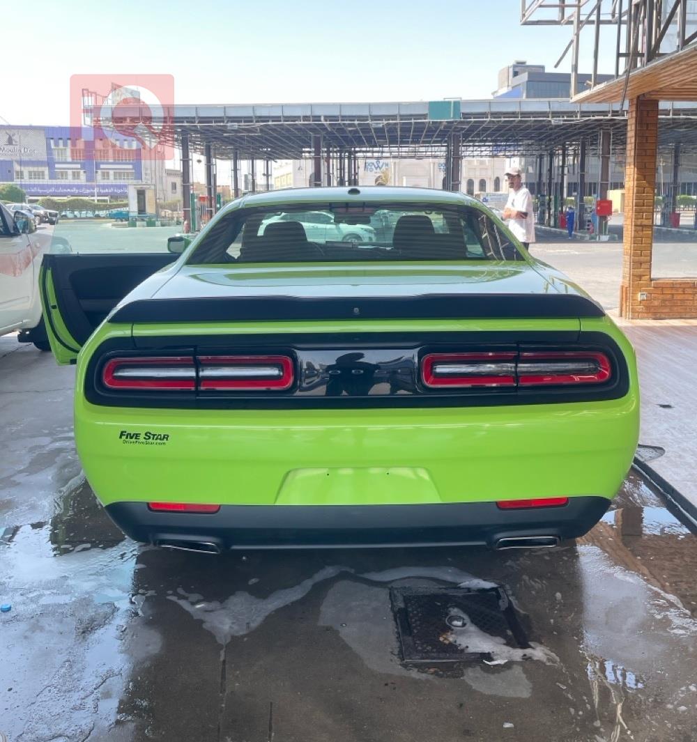Dodge Challenger